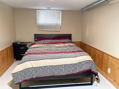 5134 49 Street, Olds, AB - Indoor Photo Showing Bedroom