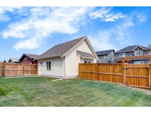 1250 Coopers Drive Sw, Airdrie, AB - Outdoor