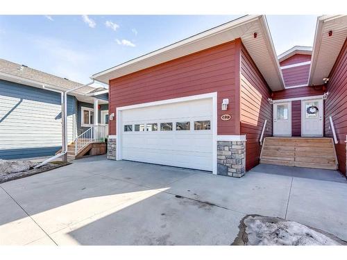 42 Violet Close, Olds, AB - Outdoor