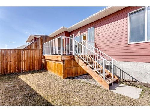 42 Violet Close, Olds, AB - Outdoor With Exterior