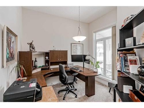 211 Sunset Square, Cochrane, AB - Indoor Photo Showing Office