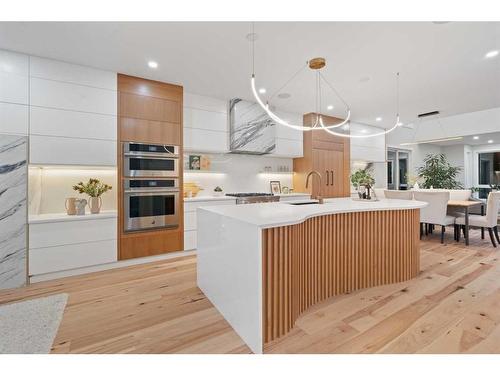 1725 23 Avenue Nw, Calgary, AB - Indoor Photo Showing Kitchen With Upgraded Kitchen