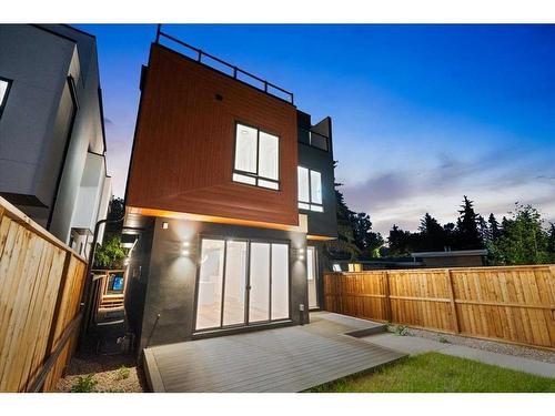 1725 23 Avenue Nw, Calgary, AB - Outdoor With Exterior