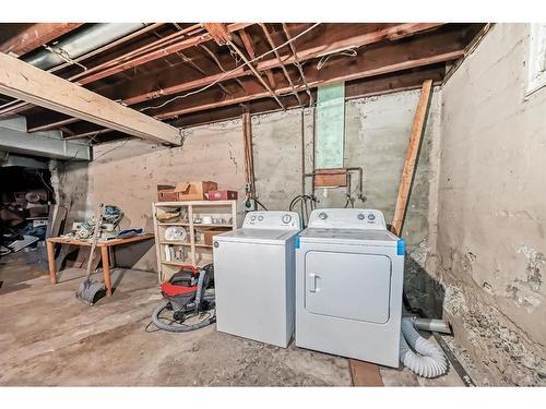 2525 16A Street Se, Calgary, AB - Indoor Photo Showing Laundry Room
