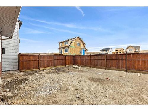 33 Willow Green Sw, Airdrie, AB - Outdoor