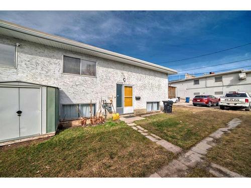 3232 19 Avenue Se, Calgary, AB - Outdoor