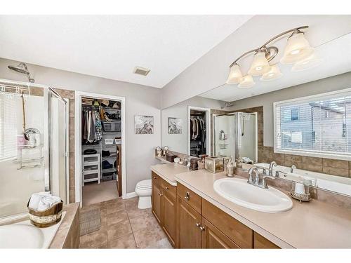56 Kincora Hill Nw, Calgary, AB - Indoor Photo Showing Bathroom