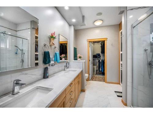 29 Panorama Hills Heights Nw, Calgary, AB - Indoor Photo Showing Bathroom