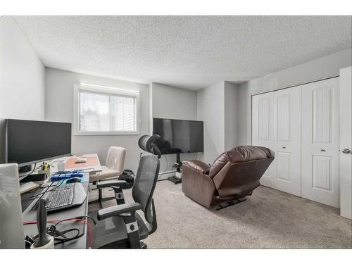 301-930 18 Avenue Sw, Calgary, AB - Indoor Photo Showing Office