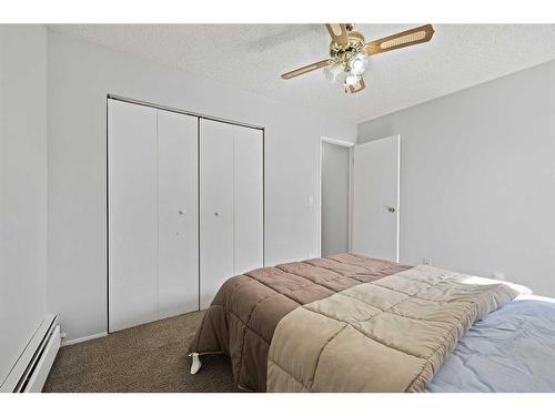 210-647 1 Avenue Ne, Calgary, AB - Indoor Photo Showing Bedroom