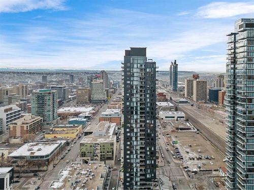 907-1010 6 Street Sw, Calgary, AB - Outdoor With View