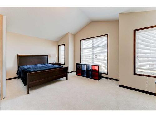 621 Cavendish Beach Bay, Chestermere, AB - Indoor Photo Showing Bedroom
