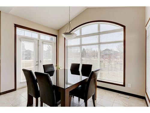 621 Cavendish Beach Bay, Chestermere, AB - Indoor Photo Showing Dining Room