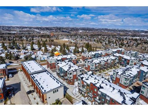 304 Greenbriar Common Nw, Calgary, AB - Outdoor With View