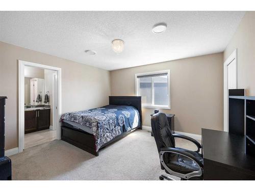 39 Cornerstone Gardens Ne, Calgary, AB - Indoor Photo Showing Bedroom
