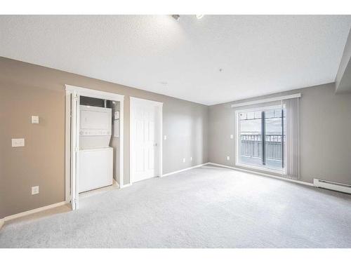 9106-70 Panamount Drive Nw, Calgary, AB - Indoor Photo Showing Other Room
