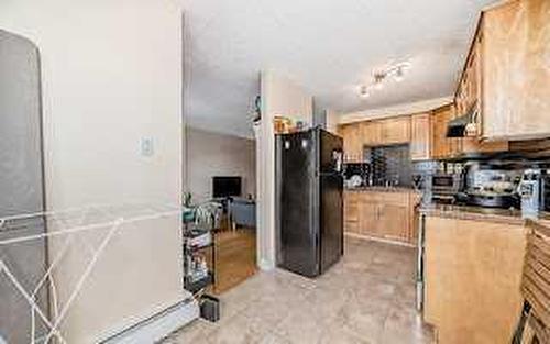 503-1123 13 Avenue Sw, Calgary, AB - Indoor Photo Showing Kitchen