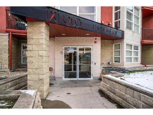 146-315 24 Avenue Sw, Calgary, AB - Outdoor With Exterior