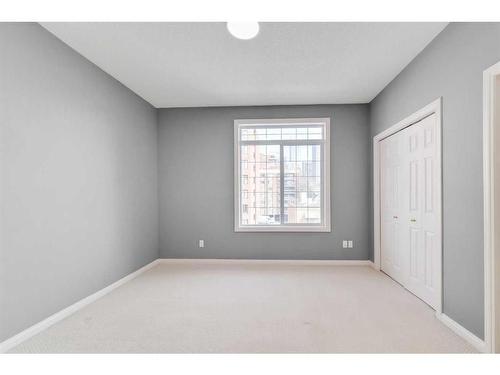 217-527 15 Avenue Sw, Calgary, AB - Indoor Photo Showing Other Room