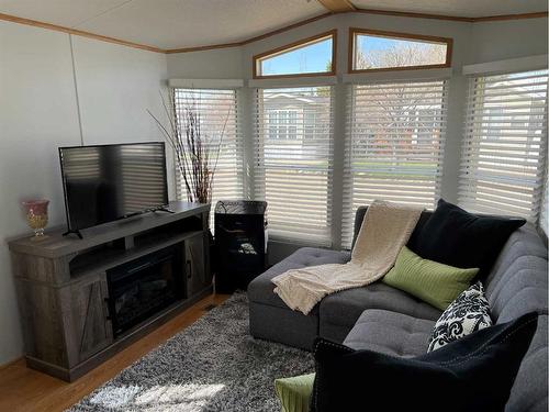 150 Cormorant Crescent, Rural Vulcan County, AB - Indoor Photo Showing Bedroom