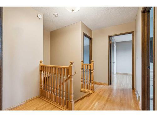 5627 Dalcastle Rise Nw, Calgary, AB - Indoor Photo Showing Other Room