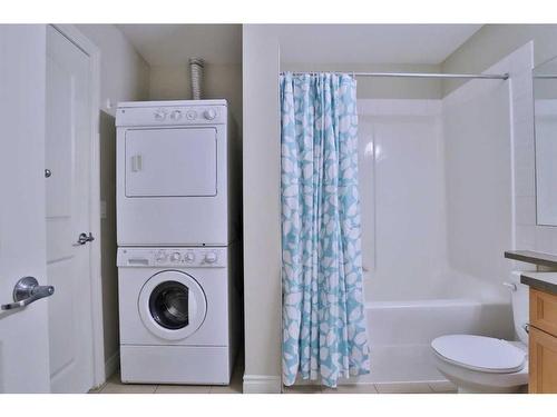 419-60 Royal Oak Plaza Nw, Calgary, AB - Indoor Photo Showing Laundry Room