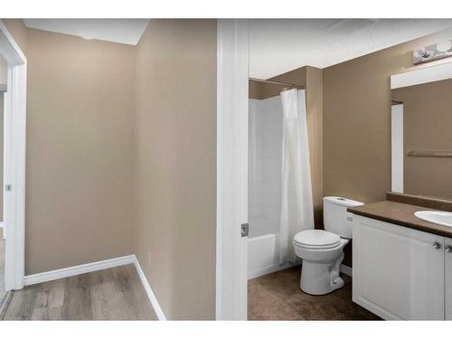 103-4000 Somervale Court Sw, Calgary, AB - Indoor Photo Showing Bathroom