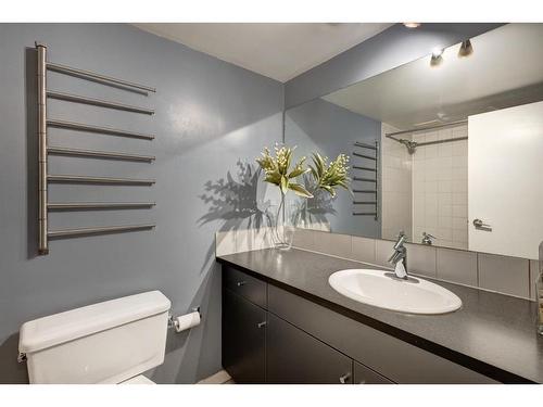 604-1209 6 Street Sw, Calgary, AB - Indoor Photo Showing Bathroom