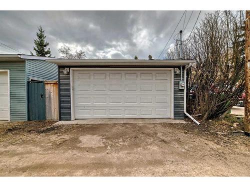 1612 Bowness Road Nw, Calgary, AB - Outdoor With Exterior