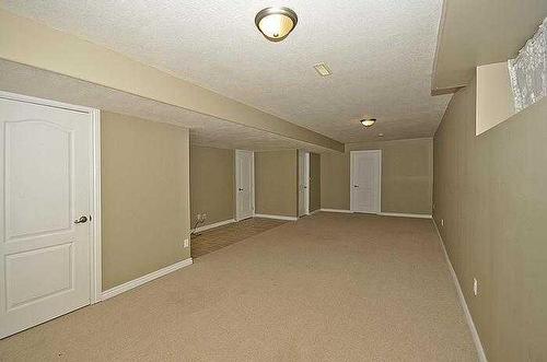 507 17 Avenue Nw, Calgary, AB - Indoor Photo Showing Other Room