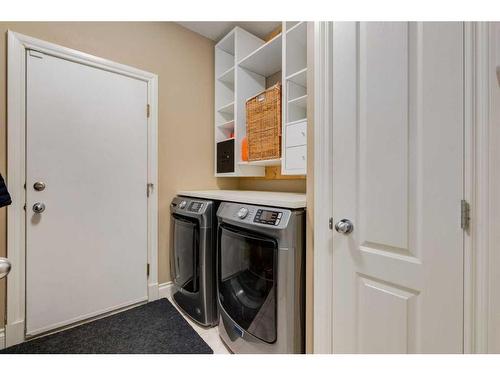 74 Discovery Ridge Road Sw, Calgary, AB - Indoor Photo Showing Laundry Room