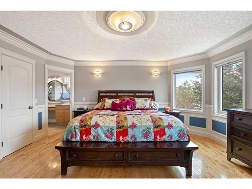 171 Sunterra Ridge Place, Cochrane, AB - Indoor Photo Showing Bedroom