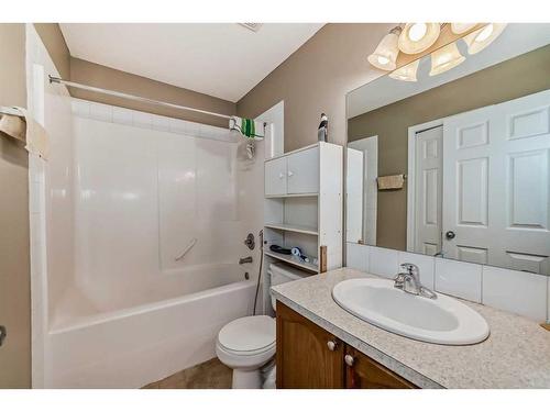 85 Saddlemont Road Ne, Calgary, AB - Indoor Photo Showing Bathroom