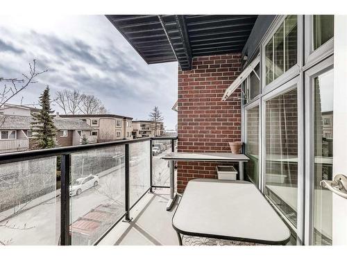 304-725 4 Street Ne, Calgary, AB - Outdoor With Balcony With Exterior