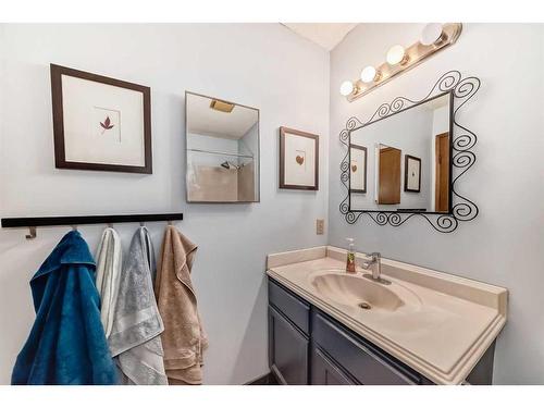 139 Ranch Estates Place Nw, Calgary, AB - Indoor Photo Showing Bathroom