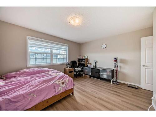 112 Everglen Way Sw, Calgary, AB - Indoor Photo Showing Bedroom