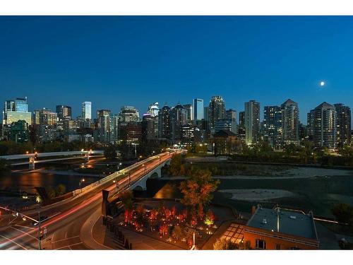 605-100 10A Street Nw, Calgary, AB - Outdoor With View