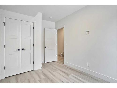 2222 5 Street Sw, Calgary, AB - Indoor Photo Showing Other Room