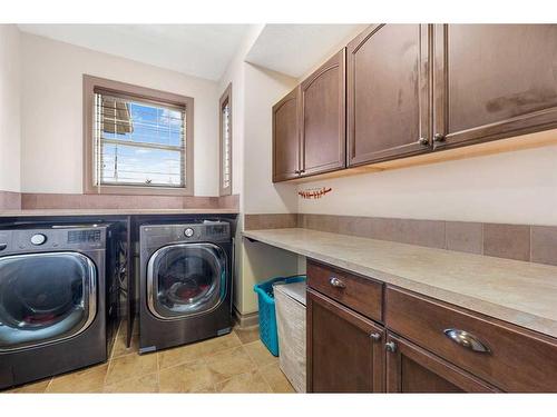 50 Auburn Shores Way Se, Calgary, AB - Indoor Photo Showing Laundry Room