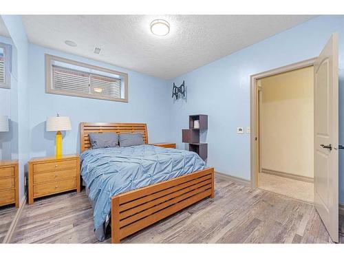 50 Auburn Shores Way Se, Calgary, AB - Indoor Photo Showing Bedroom