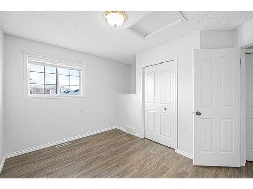 4 West Tower Place, Cochrane, AB - Indoor Photo Showing Other Room