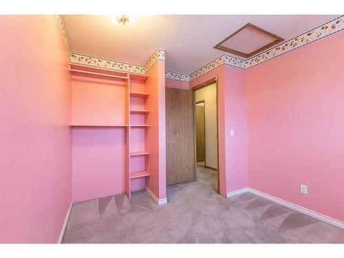6066 Martingrove Road Ne, Calgary, AB - Indoor Photo Showing Other Room