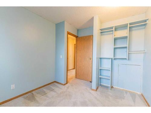 6066 Martingrove Road Ne, Calgary, AB - Indoor Photo Showing Other Room