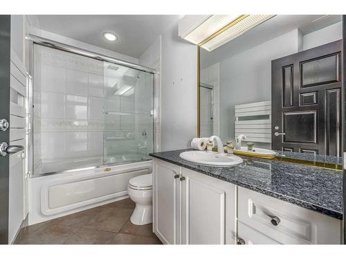1401-837 2 Avenue Sw, Calgary, AB - Indoor Photo Showing Bathroom