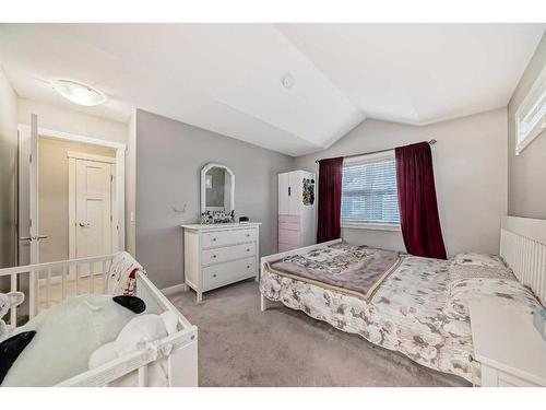 925 Skyview Ranch Grove Ne, Calgary, AB - Indoor Photo Showing Bedroom