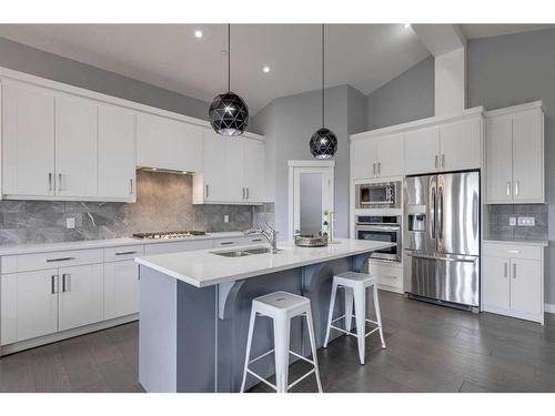 669 Muirfield Crescent, Lyalta, AB - Indoor Photo Showing Kitchen With Upgraded Kitchen