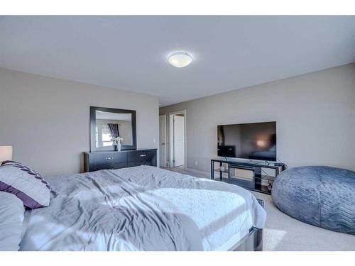 88 Redstone Villas Ne, Calgary, AB - Indoor Photo Showing Bedroom
