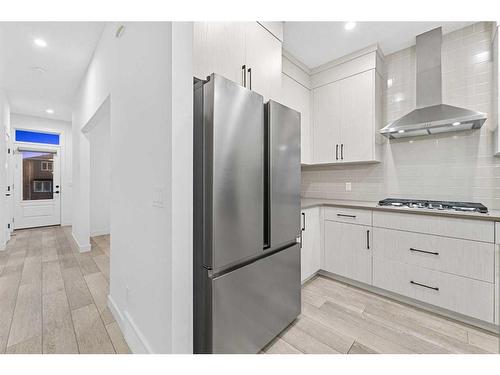 204 Seton Villas Se, Calgary, AB - Indoor Photo Showing Kitchen