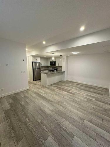 204 Seton Villas Se, Calgary, AB - Indoor Photo Showing Other Room