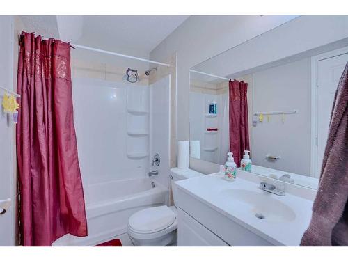 140 Taralake Terrace Ne, Calgary, AB - Indoor Photo Showing Bathroom